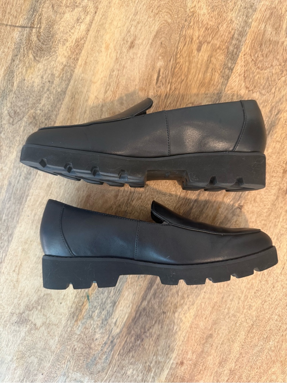 Vionic Kensley Loafer Black Leather Slip-On Chunky Lug Sole Platform Size 8 - Picture 5 of 9